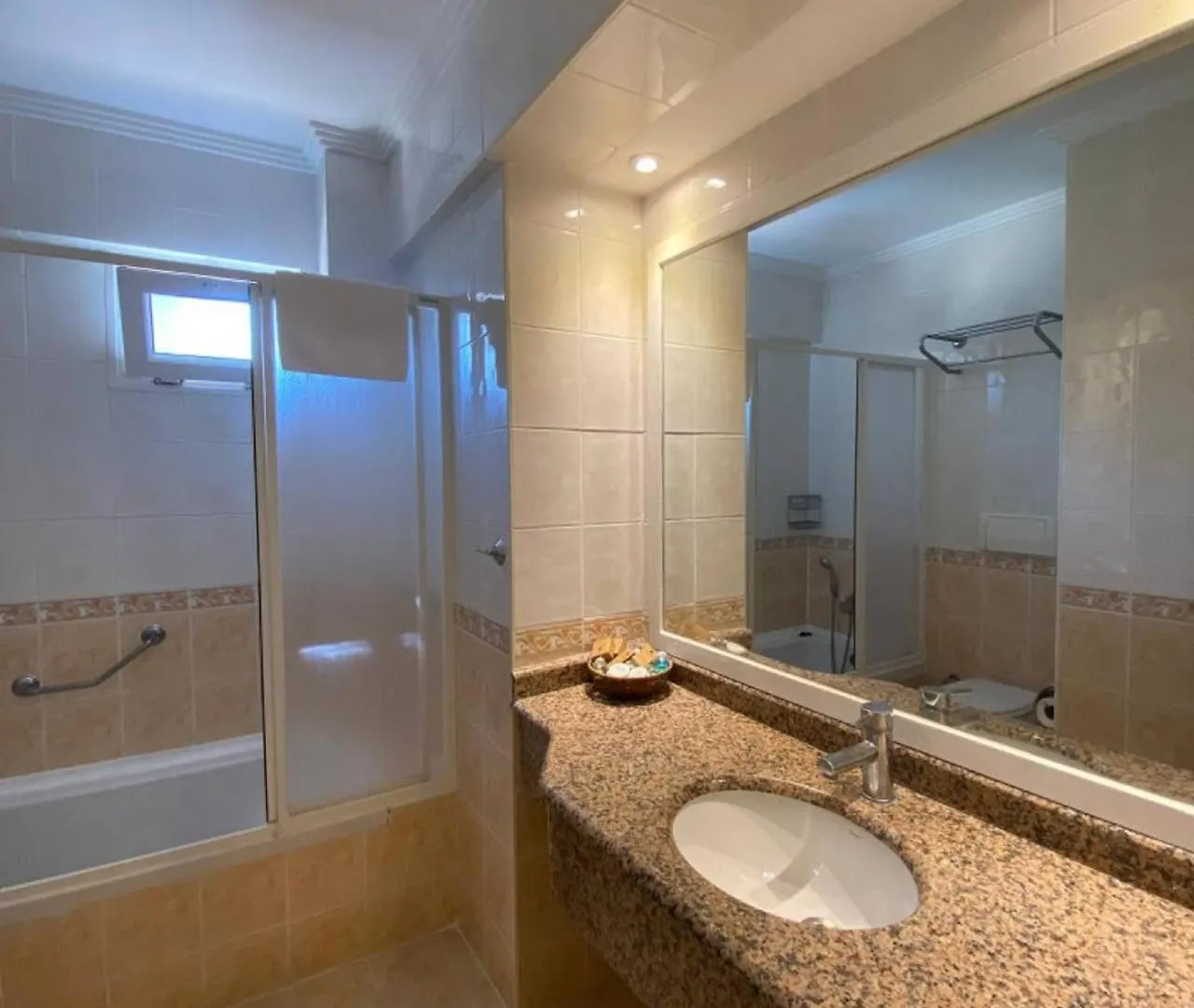 بيت ضيافة Pine Club Apart Hotel كوشاداسيه