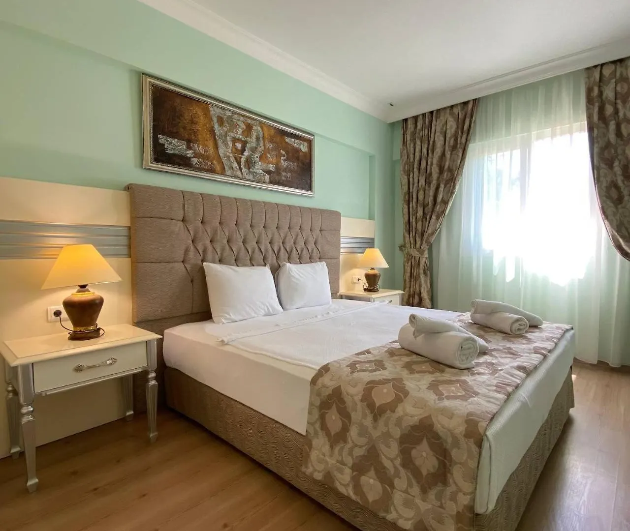 بيت ضيافة Pine Club Apart Hotel كوشاداسيه